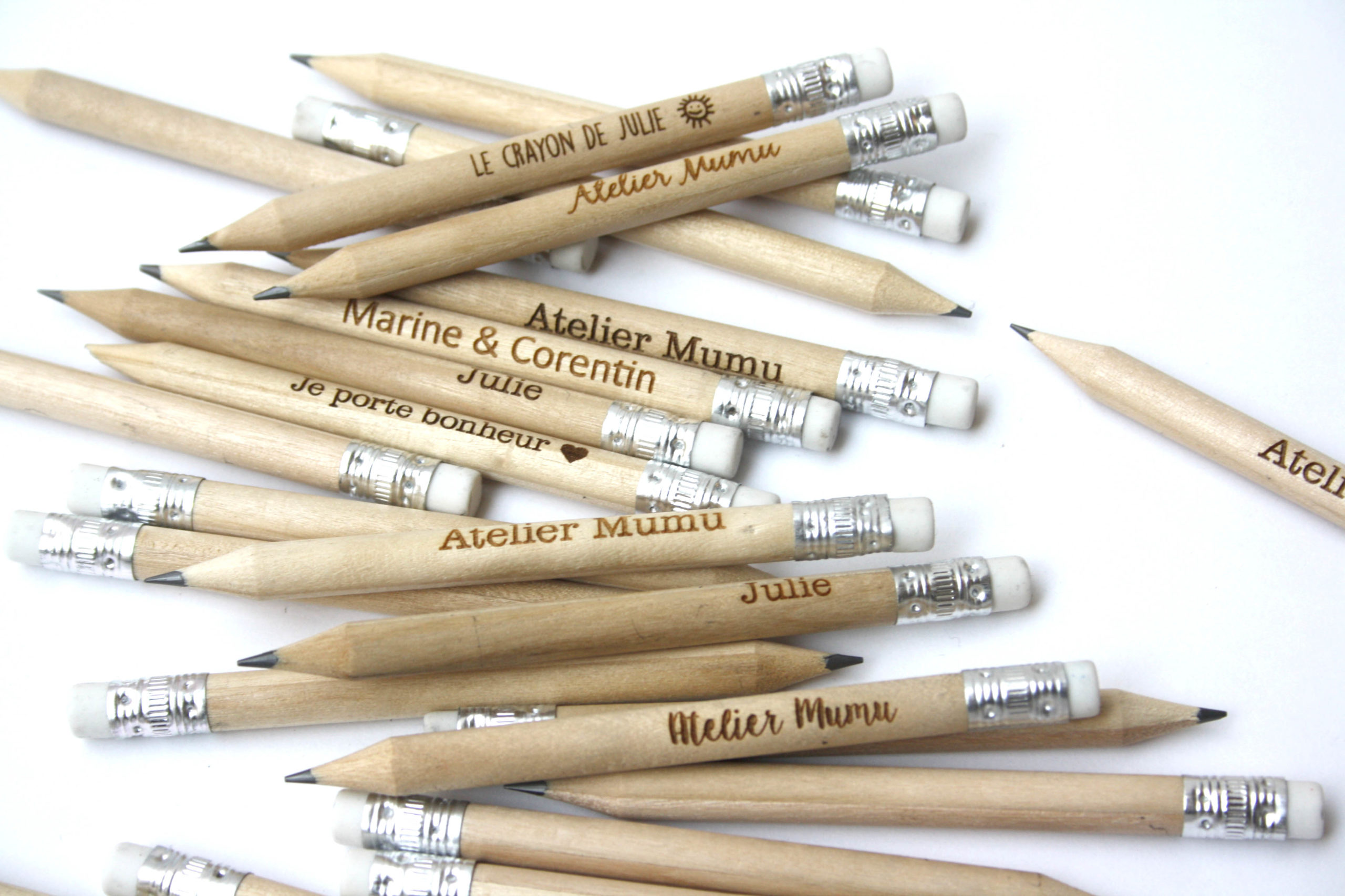 Lot de 25 mini crayons à papier personnalisés avec la gravure de votre  texte, idéal mariage ou save the date