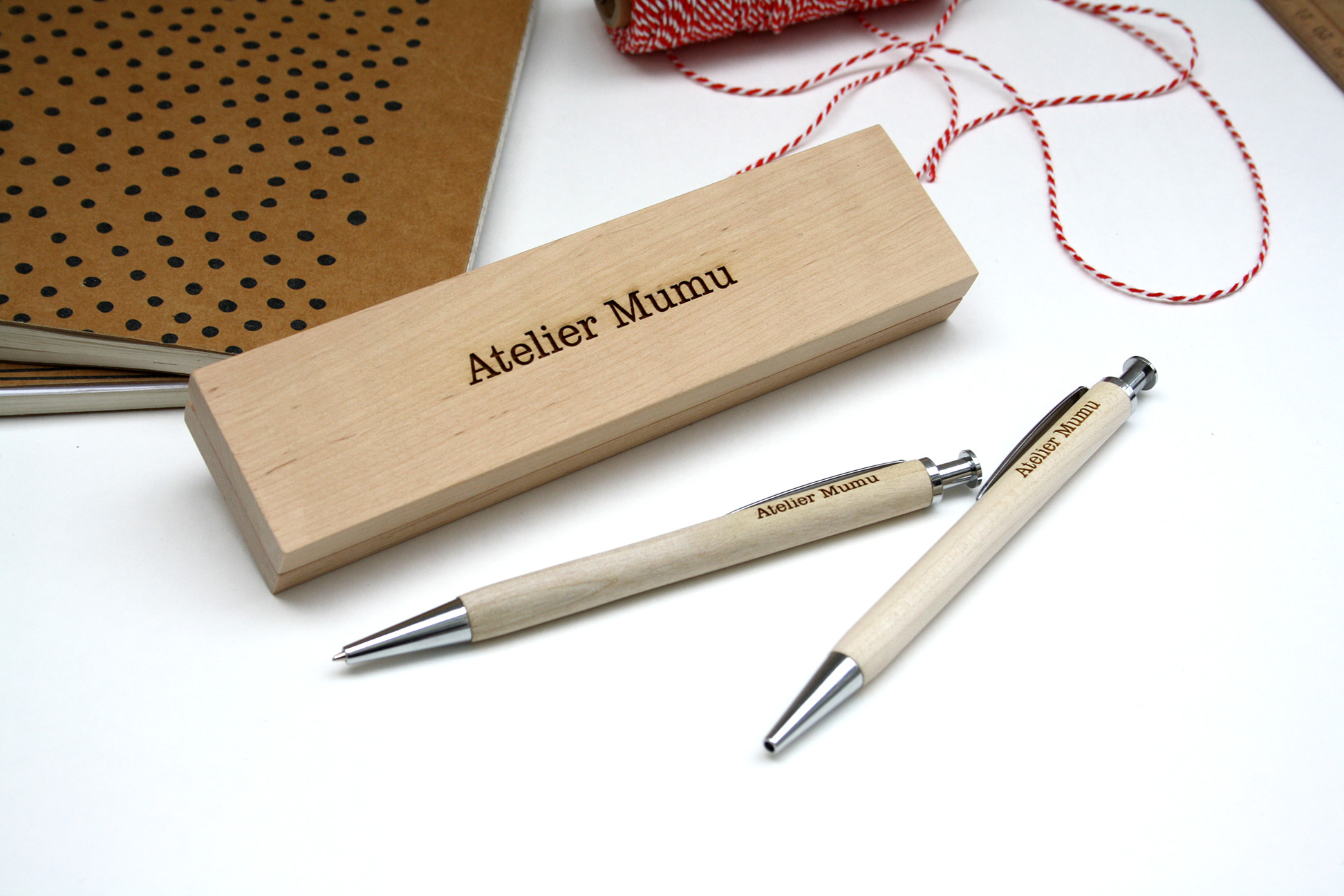 Coffret bois gravé et stylo personnalisé avec votre texte